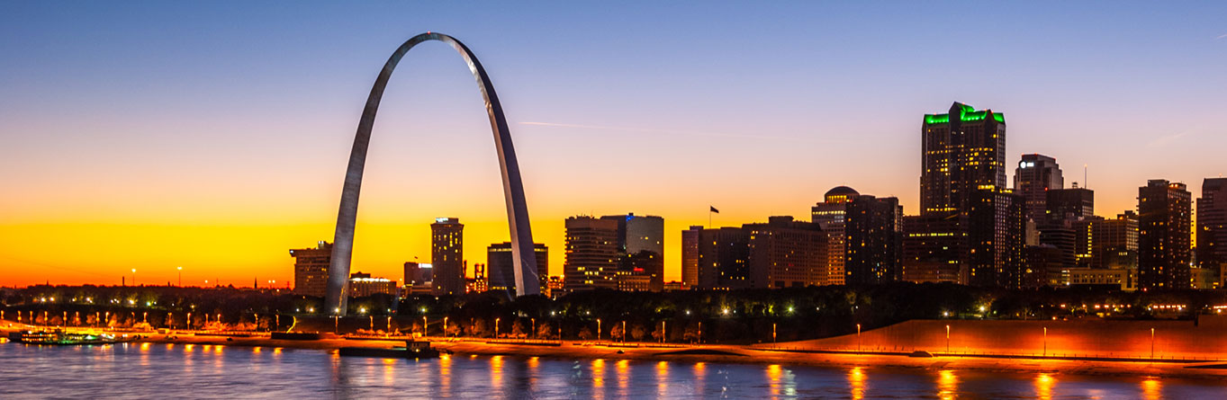 St Louis city skyline and Arch along river